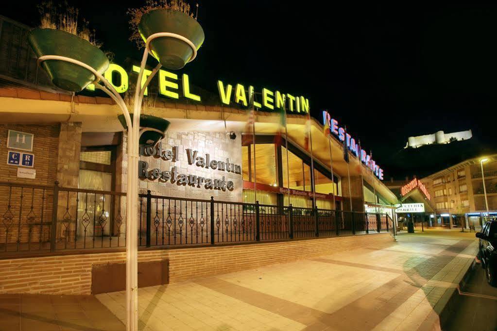 Hotel Valentin Aguilar de Campóo Dış mekan fotoğraf